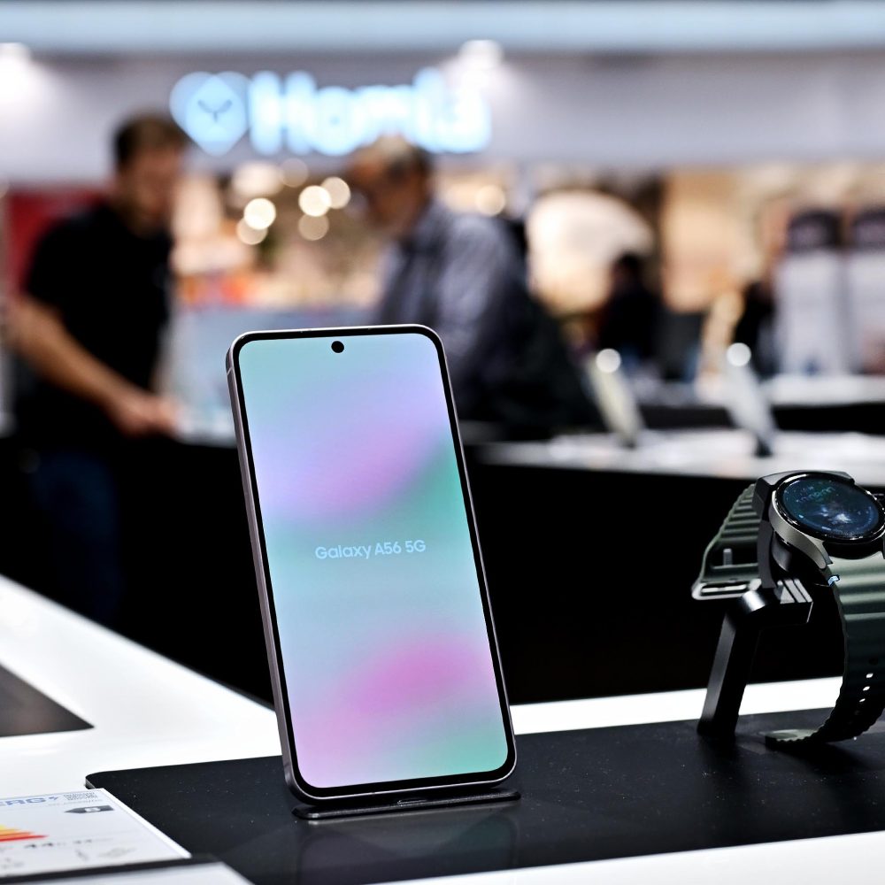 Wnętrze sklepu Samsung Brand Store w Galerii Echo w Kielcach.